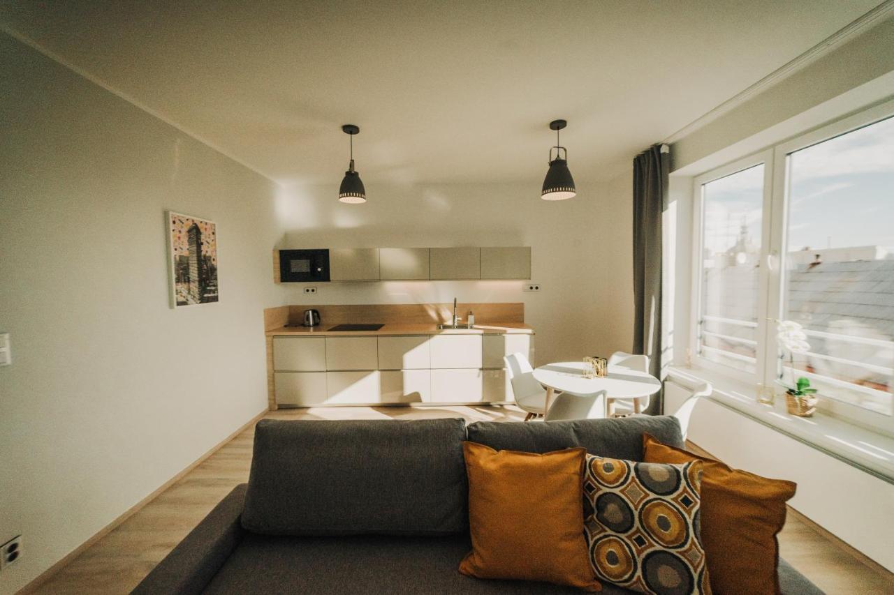 New Equipped Apartment In The City Center Plzen Ngoại thất bức ảnh