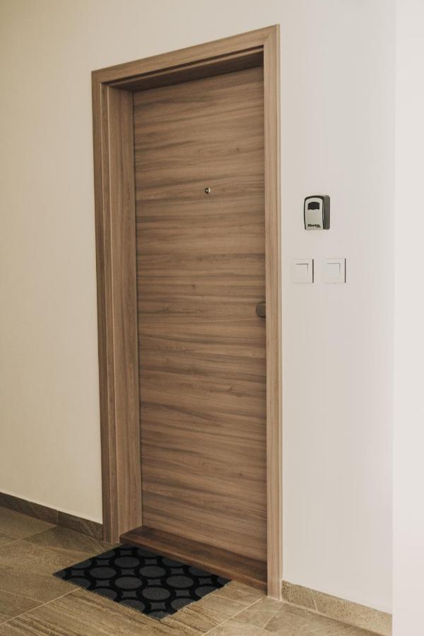 New Equipped Apartment In The City Center Plzen Ngoại thất bức ảnh